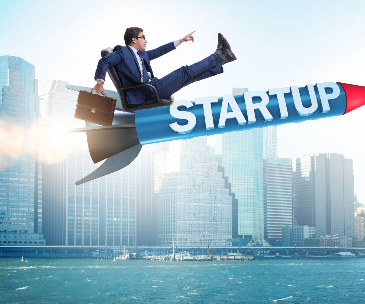 Harnessing the Power of Incubators: How Startups Can Accelerate Growth and Success